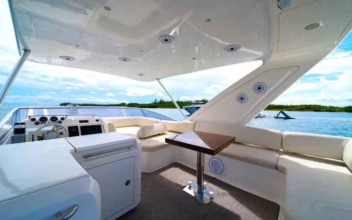 62' Azimut