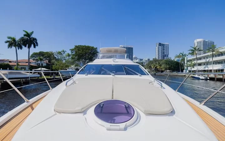 60' Azimut