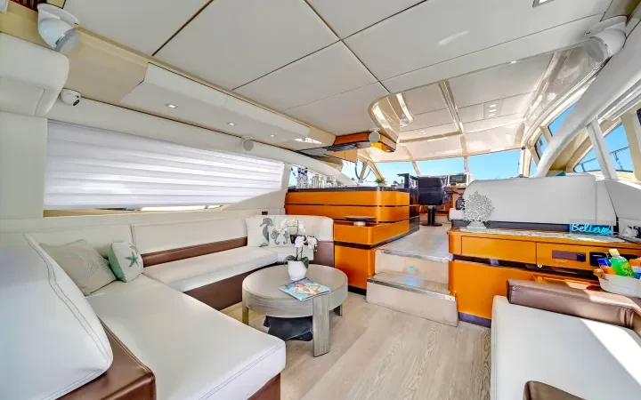 62' Azimut