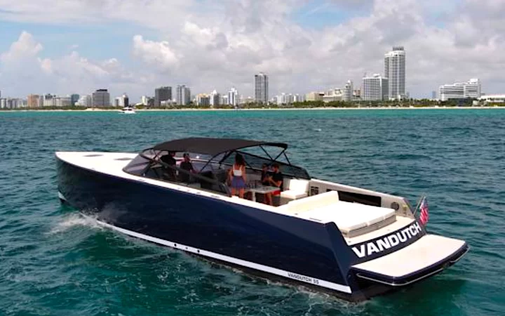 55' VanDutch