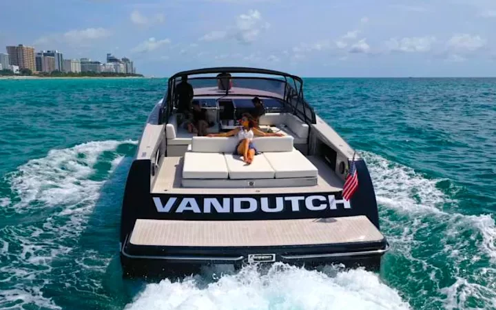 55' VanDutch