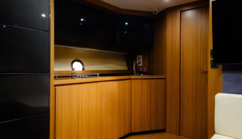 55-Azimut2-2