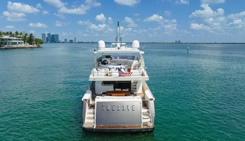78-ferretti-3